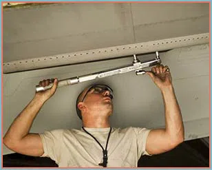 Golden Garage Door Repair Service Westborough, MA 508-744-3007 Golden Garage Door Repair Service Westborough, MA 508-744-3007 - 10-install-cont